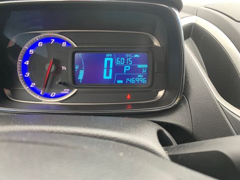 Used 2015 Chevrolet Trax LT w/ LT Sun and Sound Package image 6