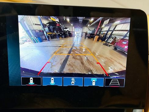 Used 2024 Chevrolet Corvette Z06 RWD image 14