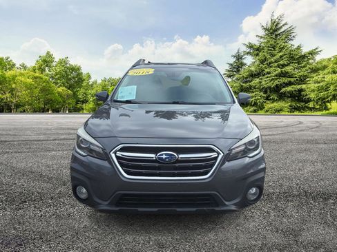 Used 2018 Subaru Outback 2.5i Limited image 2