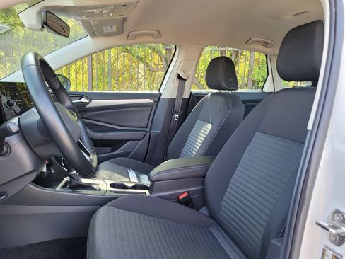 Used 2025 Volkswagen Jetta S FWD image 12