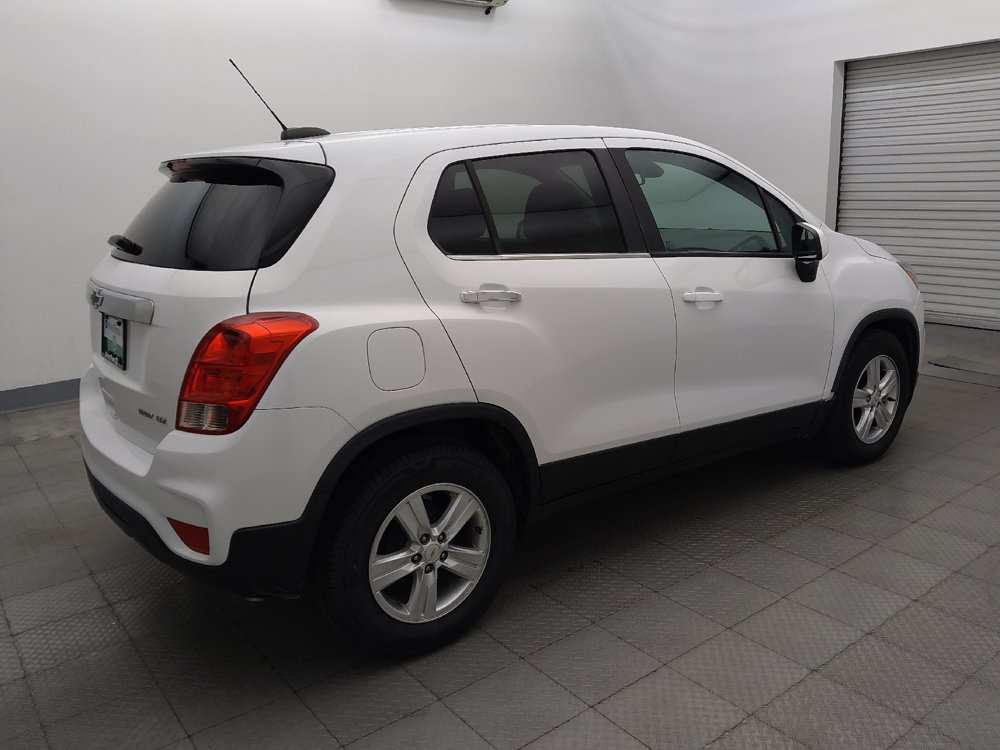 Used 2020 Chevrolet Trax LS w/ Tint and Cruise Package FWD image 10
