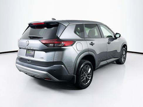 Used 2023 Nissan Rogue S image 9