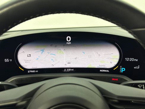 Used 2022 Porsche Taycan image 17