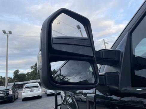 Used 2020 Ford F350 Platinum w/ FX4 Off-Road Package AWD/4WD image 33