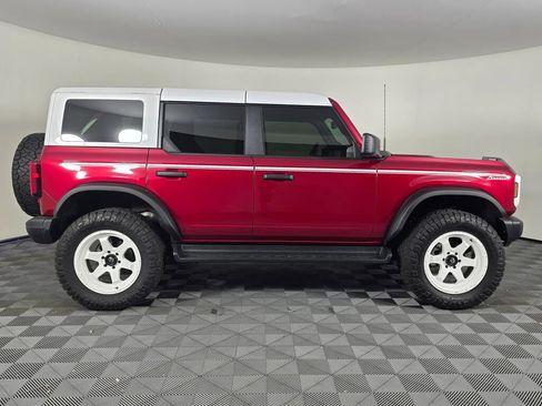 Used 2025 Ford Bronco Heritage Edition AWD/4WD image 2