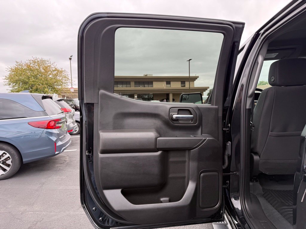 Used 2023 Chevrolet Silverado 1500 Custom AWD/4WD image 50