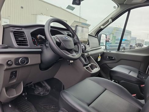 New 2025 Ford Transit 250 148 Medium Roof w/ HVAC Trade Package image 20