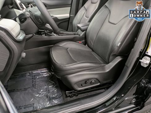 Used 2025 Jeep Compass Limited w/ Elite Group AWD/4WD image 10