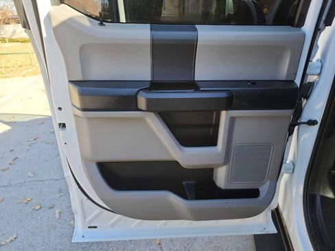 Used 2017 Ford F250 XL w/ Power Equipment Group image 29