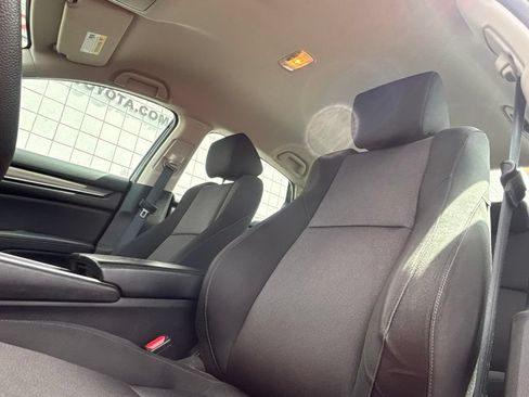 Used 2018 Honda Accord LX image 9