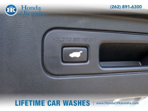 Certified 2025 Honda Pilot EX-L image 26