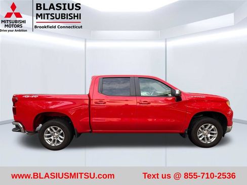 Used 2024 Chevrolet Silverado 1500 LT AWD/4WD image 7