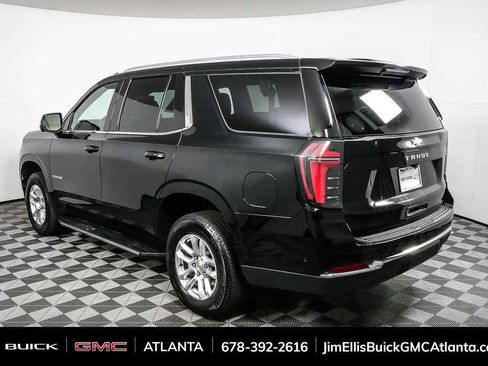 Used 2025 Chevrolet Tahoe LT RWD image 3