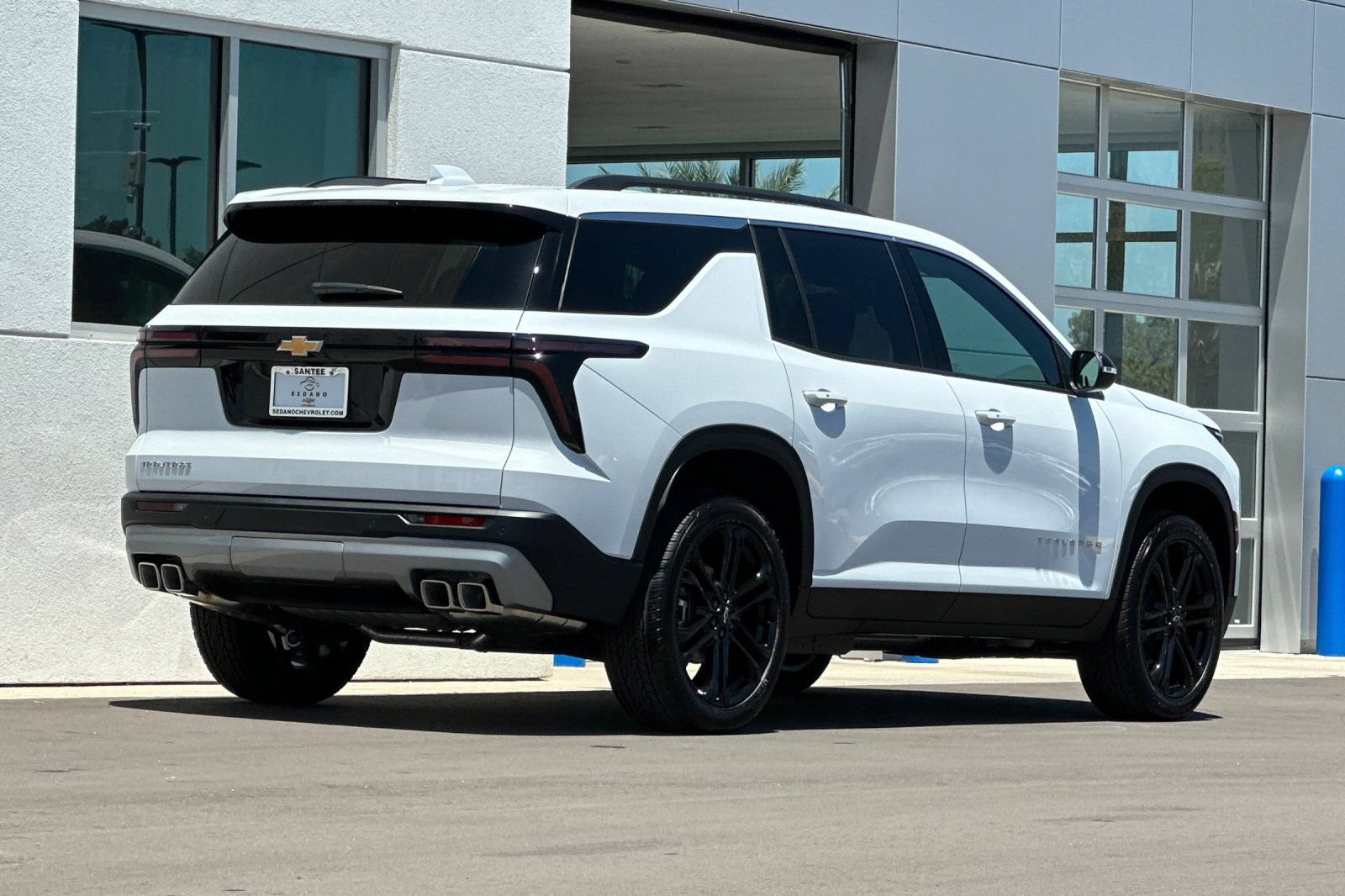New 2026 Chevrolet Traverse LT FWD image 4