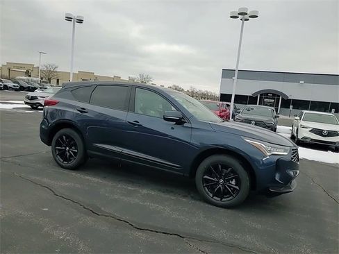 New 2026 Acura RDX SH-AWD image 2