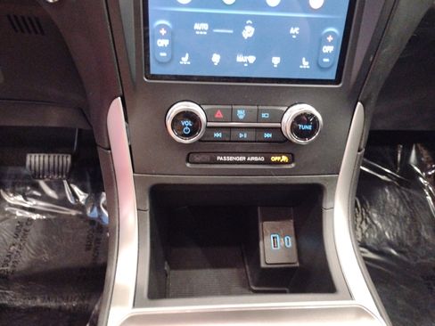 Certified 2024 Ford Edge SEL image 20