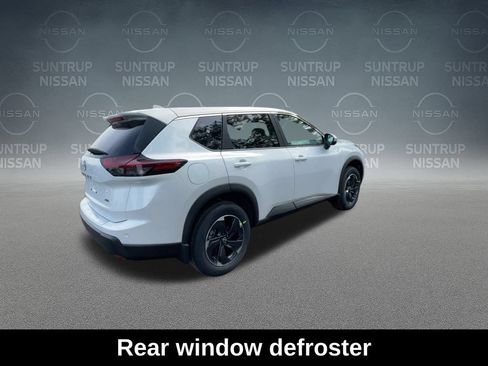 Used 2026 Nissan Rogue SV AWD/4WD image 10