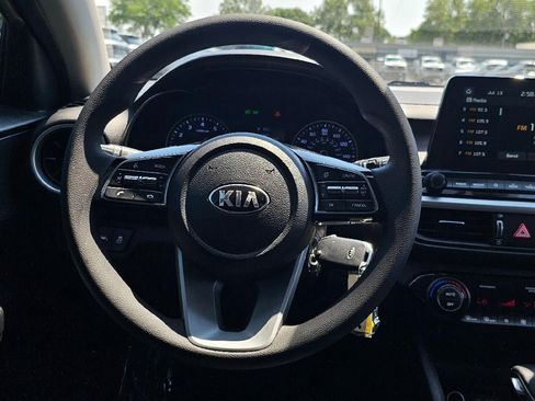 Used 2019 Kia Forte LXS FWD image 13