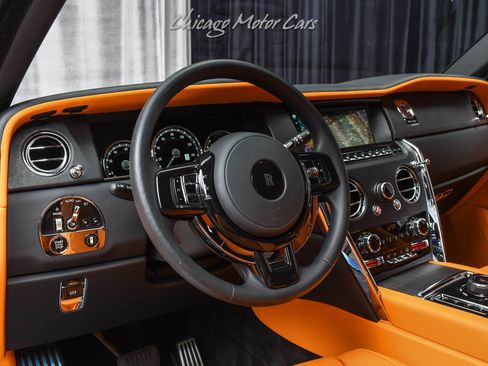 Used 2023 Rolls-Royce Cullinan image 8