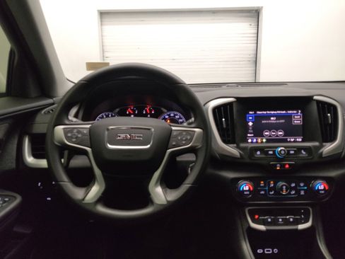 Used 2022 GMC Terrain SLE w/ Driver Convenience Package FWD image 22