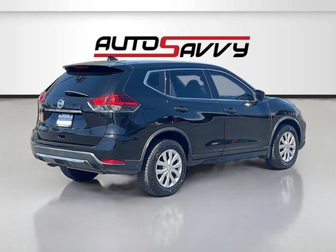 Used 2018 Nissan Rogue S AWD/4WD image 7