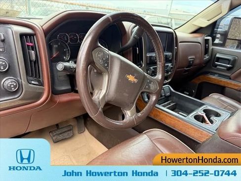 Used 2018 Chevrolet Silverado 2500 High Country image 10