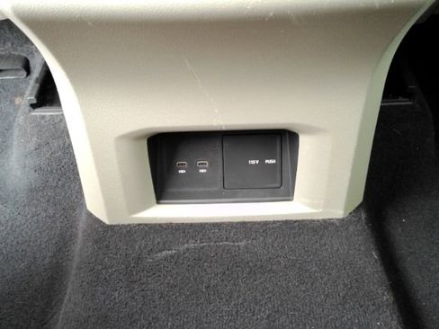 Used 2021 Volkswagen Atlas SE w/ Panoramic Sunroof Package FWD image 29