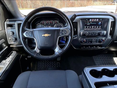 Used 2018 Chevrolet Silverado 1500 LT w/ All Star Edition image 17