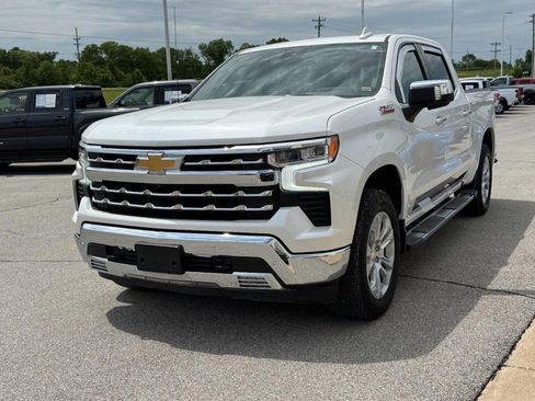 Used 2022 Chevrolet Silverado 1500 LTZ AWD/4WD image 8