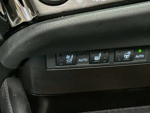 Used 2025 Lexus ES 300h w/ Premium Package FWD image 20