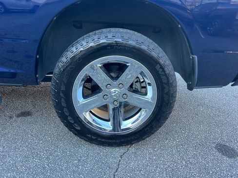 Used 2018 RAM 1500 Express w/ Express Value Package image 33
