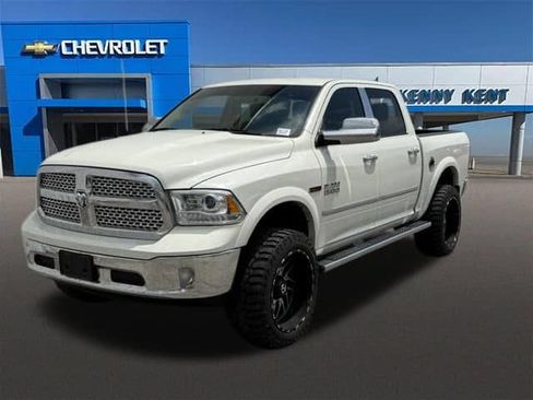 Used 2017 RAM 1500 Laramie w/ Convenience Group AWD/4WD image 40