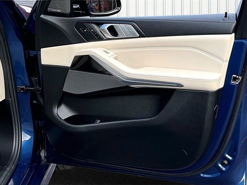 Used 2019 BMW X7 xDrive40i w/ Premium Package image 29