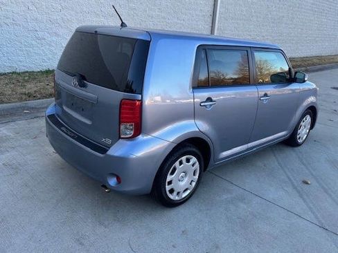 Used 2012 Scion xB image 3