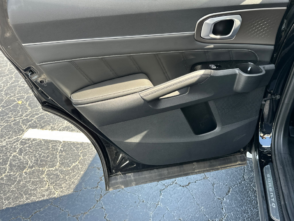 New 2025 Kia Sorento SX FWD image 22