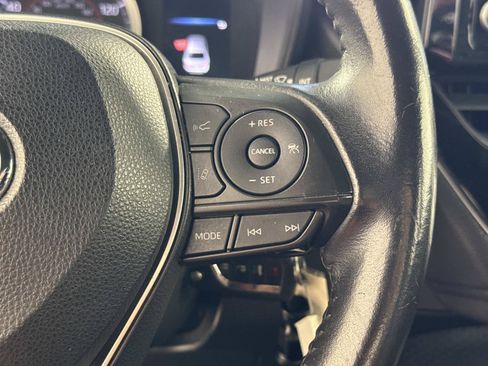 Used 2022 Toyota Corolla SE FWD image 25