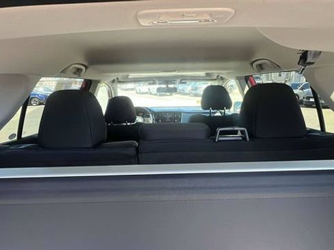 Certified 2025 Subaru Outback Premium AWD/4WD image 28