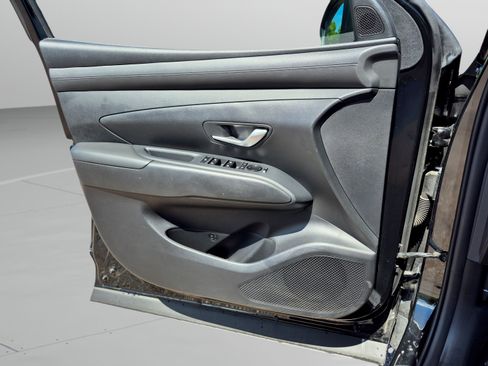 Certified 2025 Hyundai Tucson SEL FWD image 23