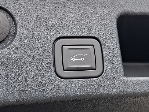 Used 2026 Chevrolet Equinox RS AWD/4WD image 31
