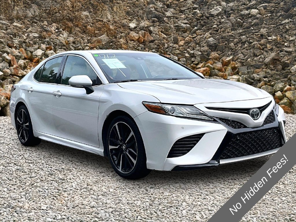Used 2018 Toyota Camry XSE FWD image 10