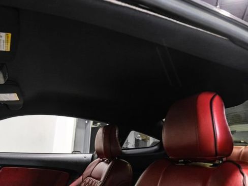 Used 2017 Ford Mustang Coupe RWD image 28