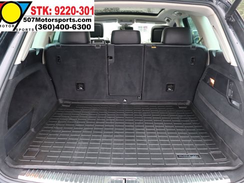 Used 2016 Volkswagen Touareg Executive image 15