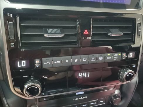 Used 2023 Lexus GX 460 Premium AWD/4WD image 38