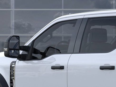 New 2026 Ford F550 image 51