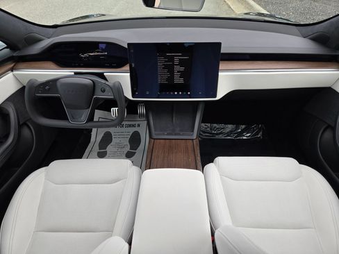 Used 2023 Tesla Model S Standard Range AWD/4WD image 16