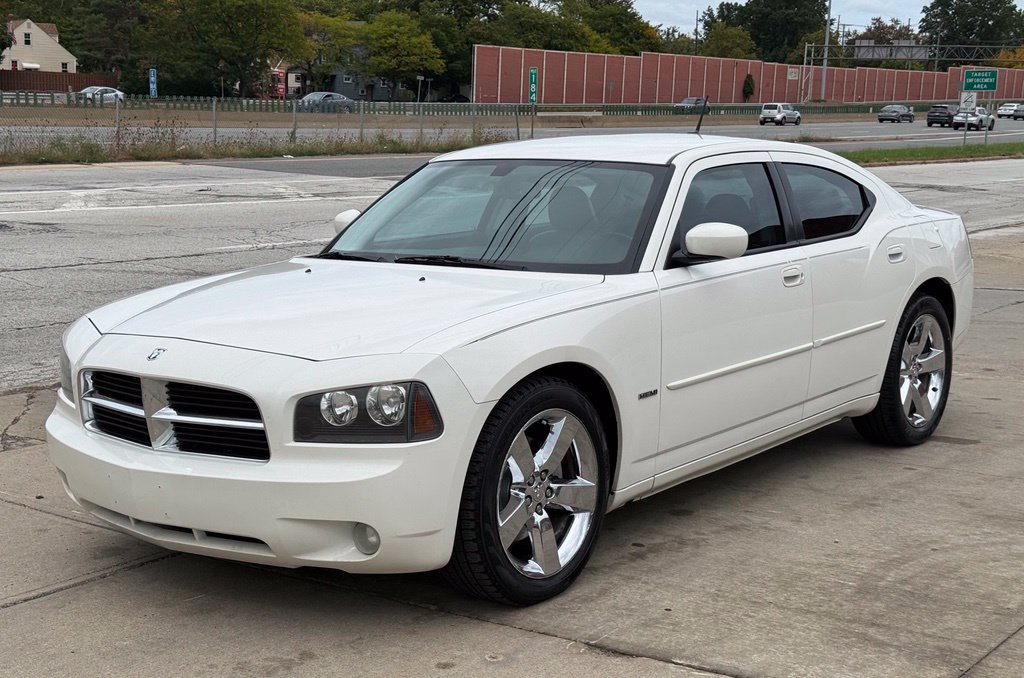 Used 2008 Dodge Charger R/T RWD image 1