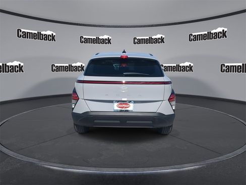 New 2026 Hyundai Kona SE image 6