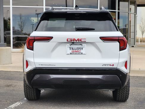 New 2026 GMC Terrain AT4 image 6