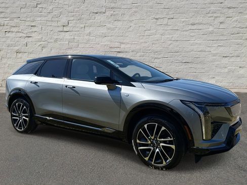 New 2026 Cadillac Optiq Sport 2 image 7