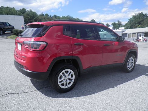 Used 2018 Jeep Compass Sport w/ Tech Group image 6